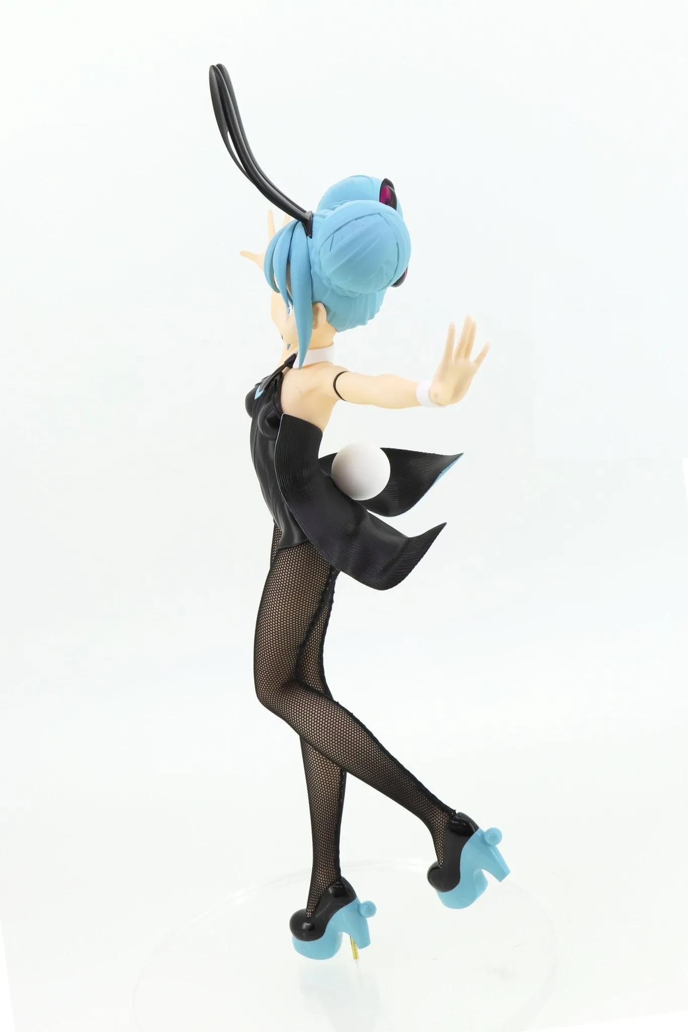Hatsune Miku - Miku BiCute Bunnies Figure FURYU