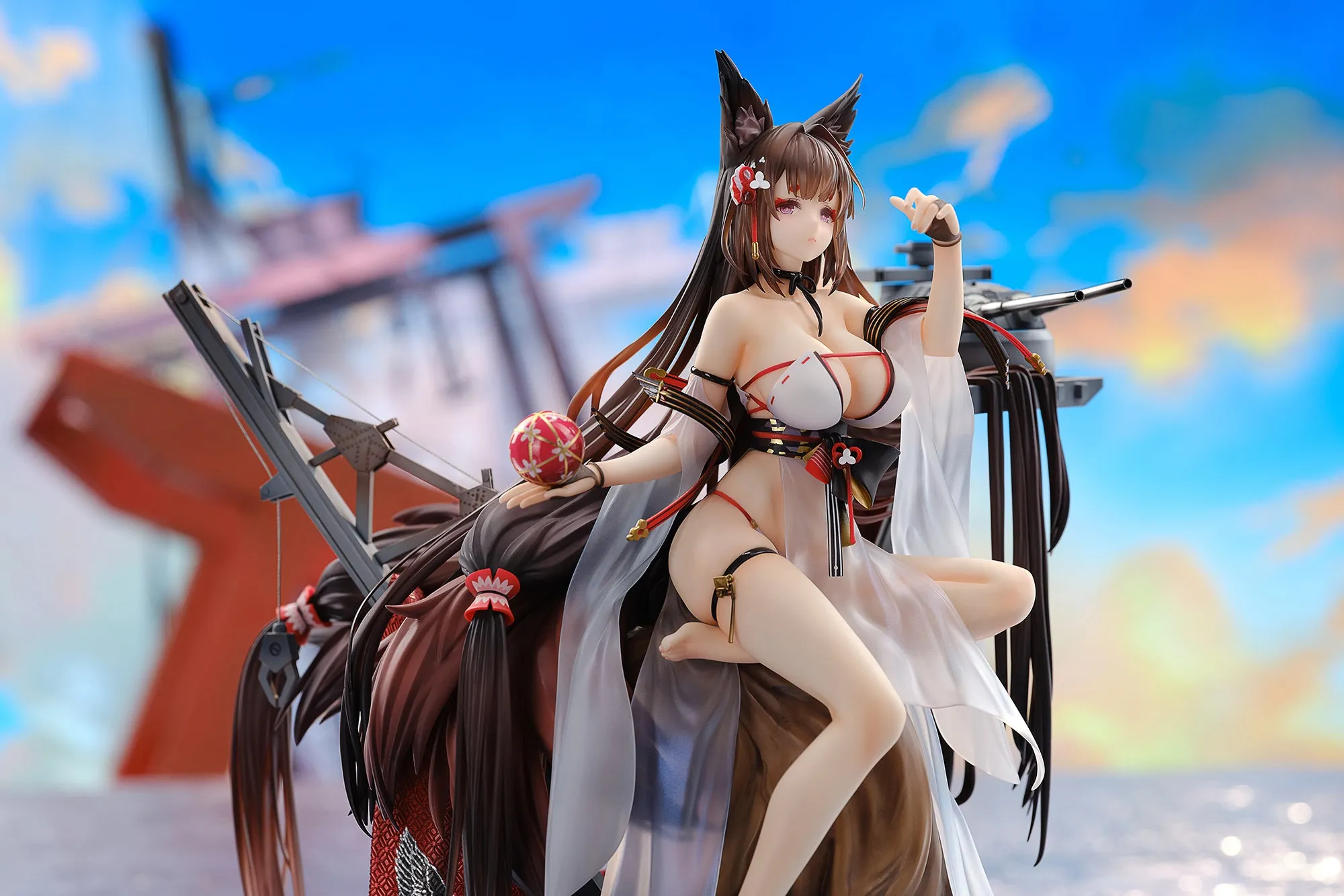 [Pre-order] Azur Lane - Amagi (Wending Waters Serene Lotus Ver.) 1/7 Scale Figure APEX
