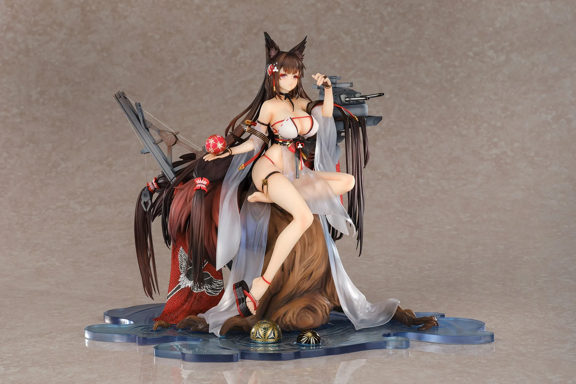 [Pre-order] Azur Lane - Amagi (Wending Waters Serene Lotus Ver.) 1/7 Scale Figure APEX