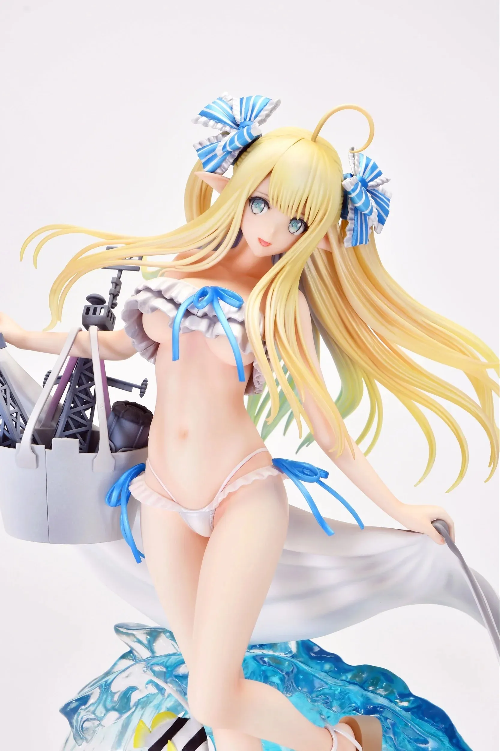 [Pre-order] Azur Lane - Centaur (Beachside Undine Ver.) 1/6 Scale Figure Daiki Kougyou