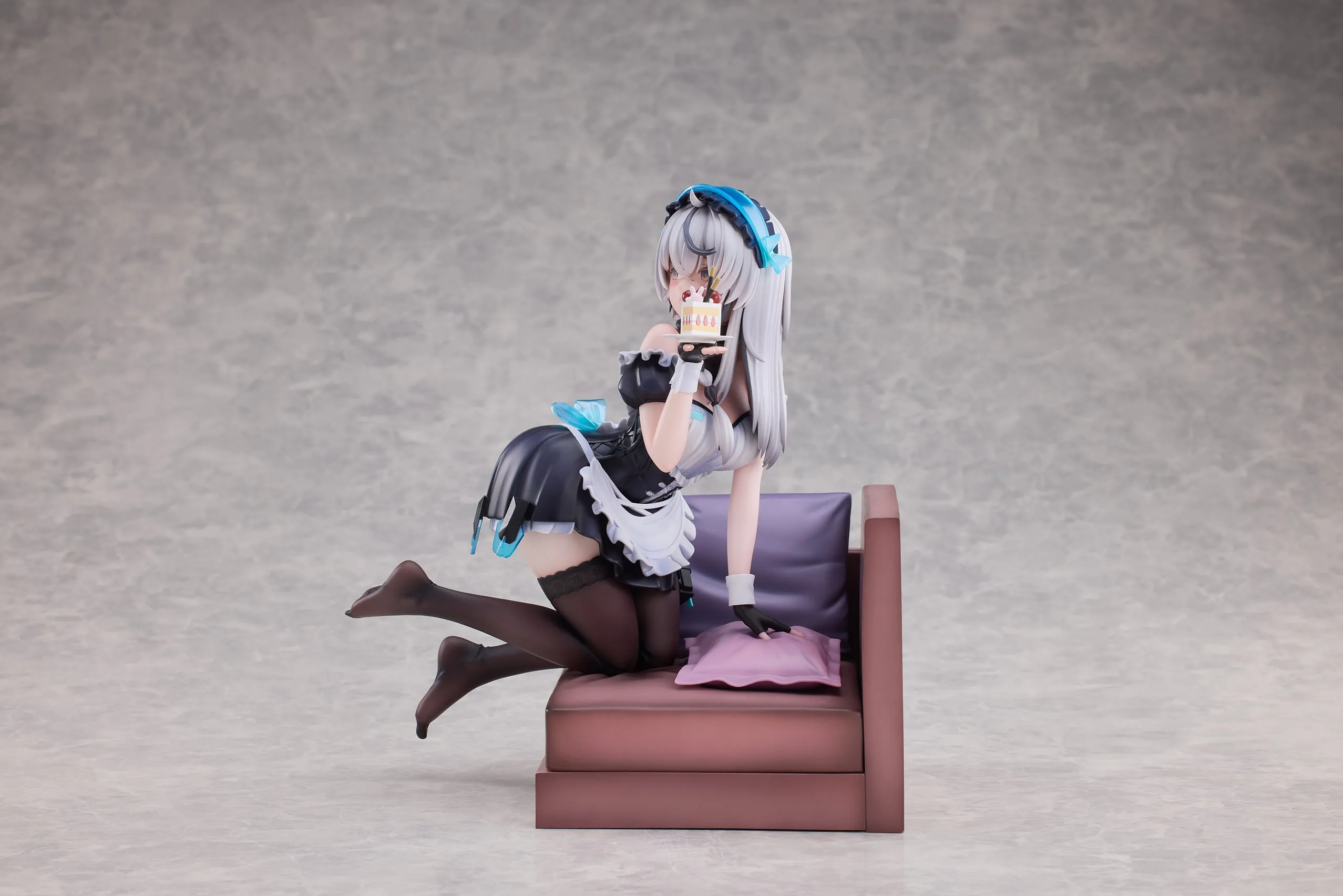 [Pre-order] Snowbreak: Containment Zone - Cherno (Apprentice Maid Ver.) 1/6 Scale Figure Raise Dream