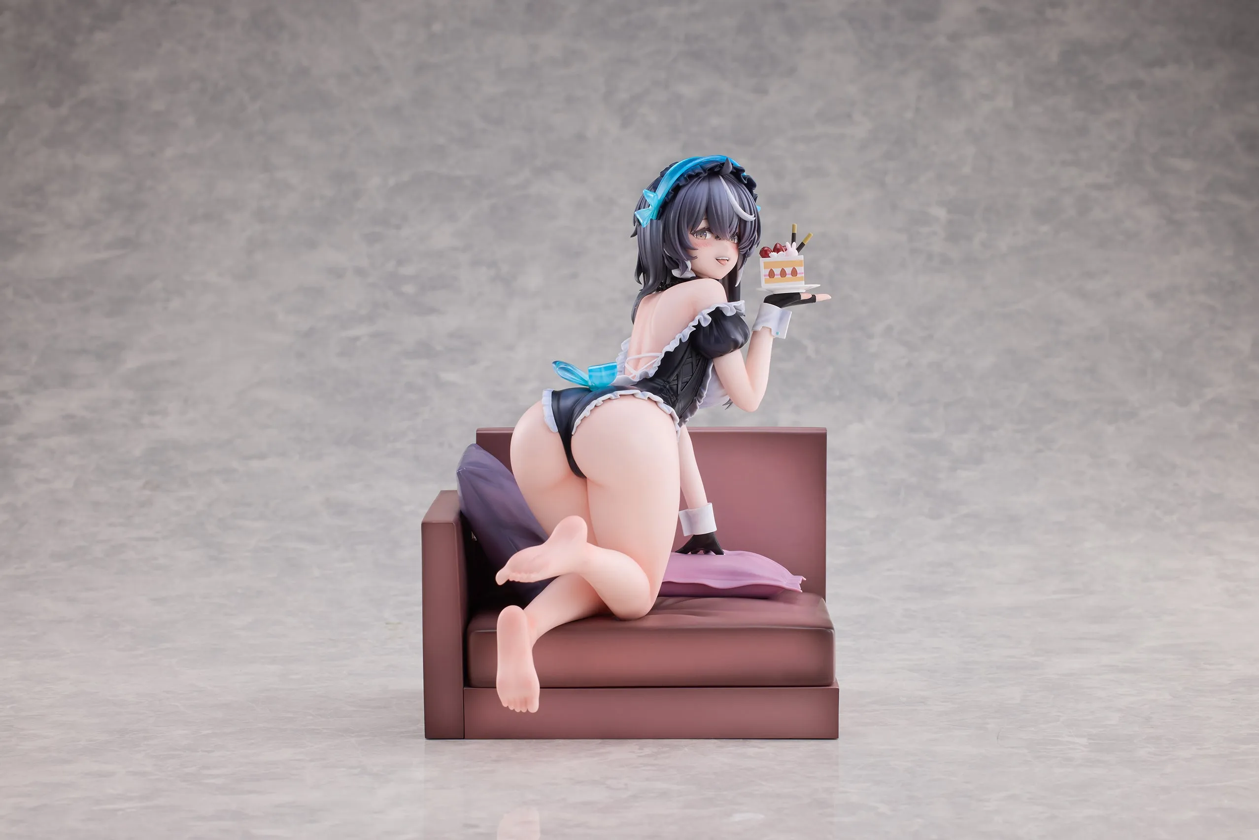 [Pre-order] Snowbreak: Containment Zone - Cherno (Apprentice Maid Ver.) 1/6 Scale Figure Raise Dream