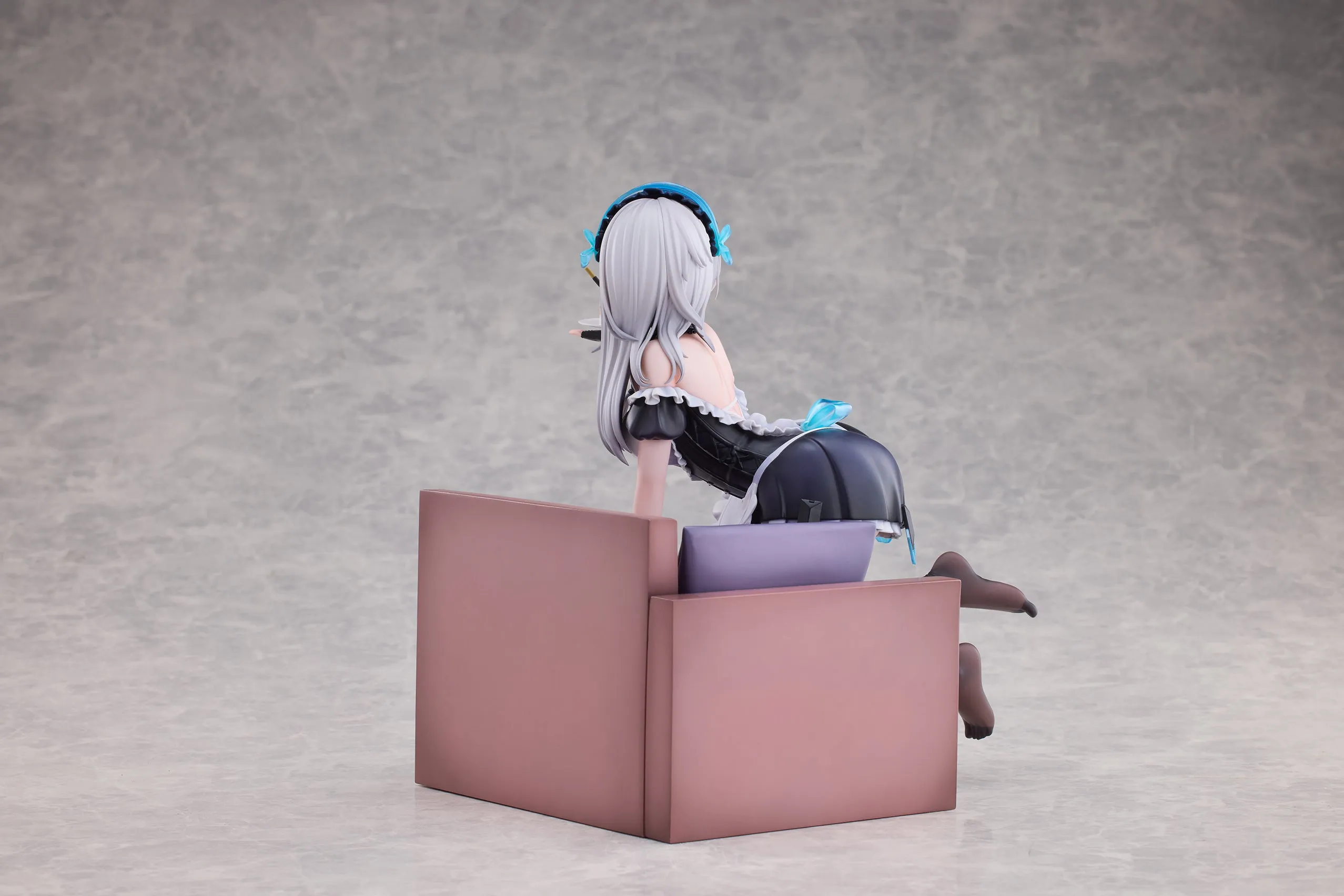 [Pre-order] Snowbreak: Containment Zone - Cherno (Apprentice Maid Ver.) 1/6 Scale Figure Raise Dream