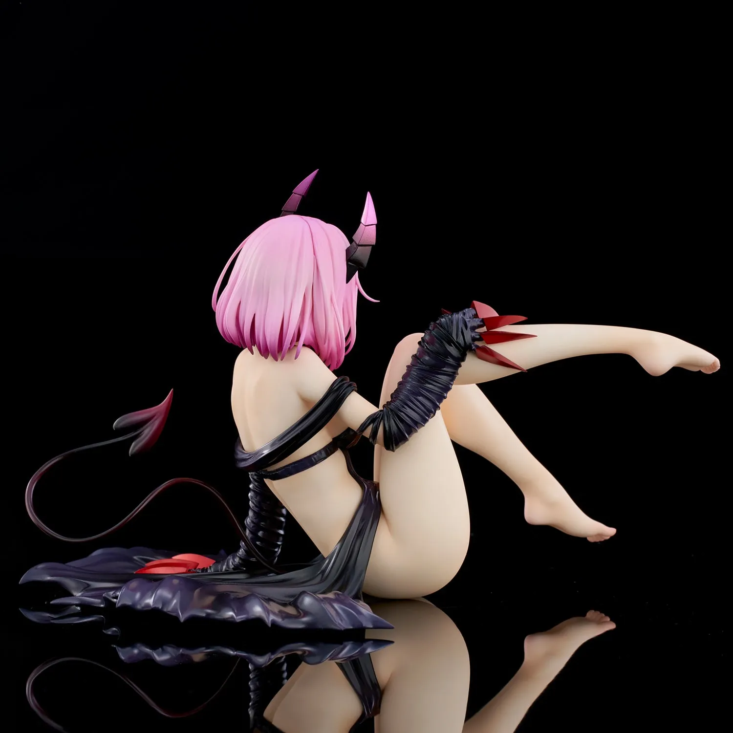 [Pre-order] To Love-Ru Darkness - Momo Belia Deviluke (Darkness Ver.) 1/6 Scale Figure Union Creative