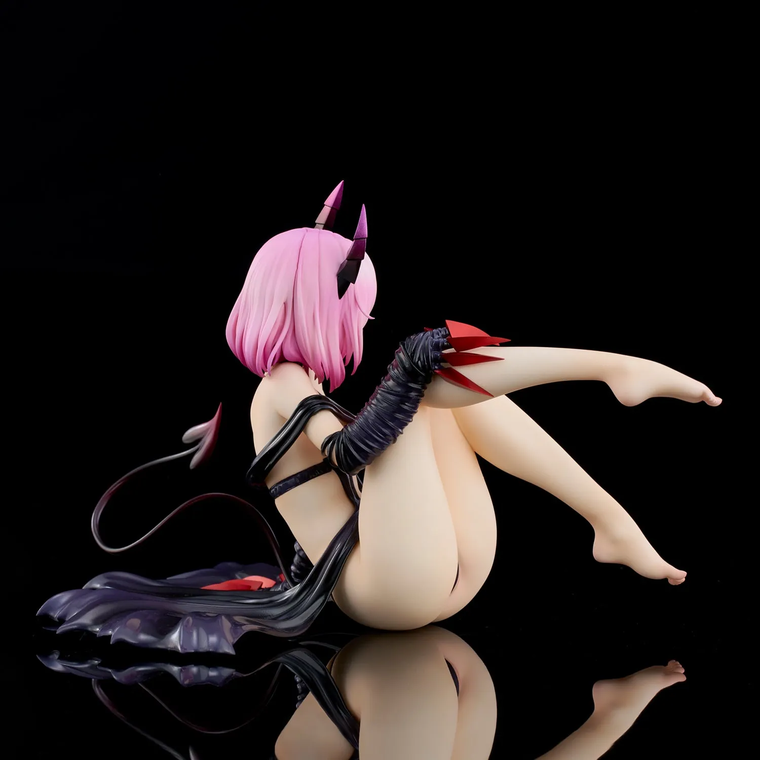 [Pre-order] To Love-Ru Darkness - Momo Belia Deviluke (Darkness Ver.) 1/6 Scale Figure Union Creative