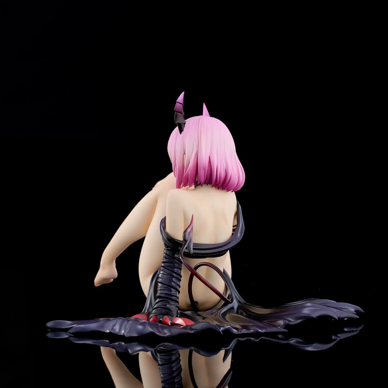 [Pre-order] To Love-Ru Darkness - Momo Belia Deviluke (Darkness Ver.) 1/6 Scale Figure Union Creative