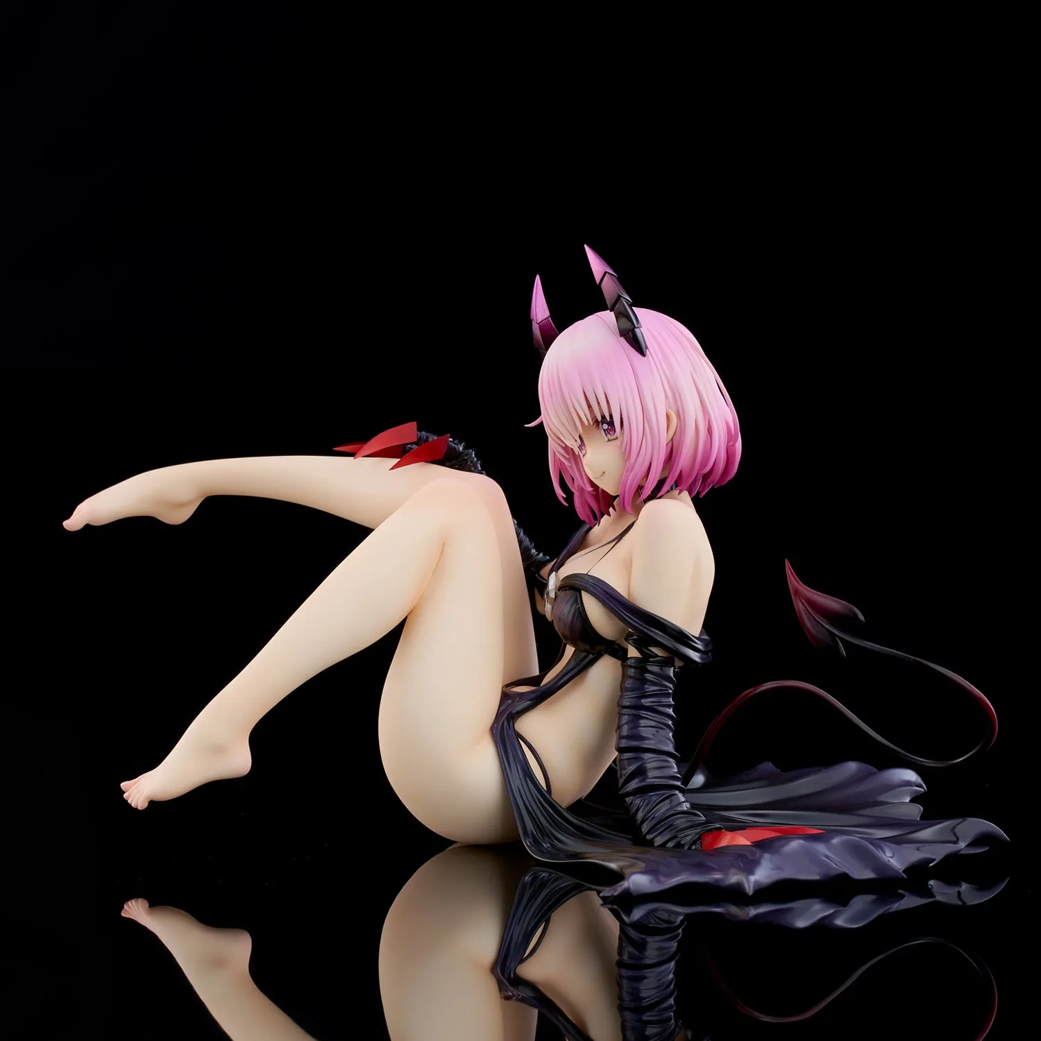 [Pre-order] To Love-Ru Darkness - Momo Belia Deviluke (Darkness Ver.) 1/6 Scale Figure Union Creative