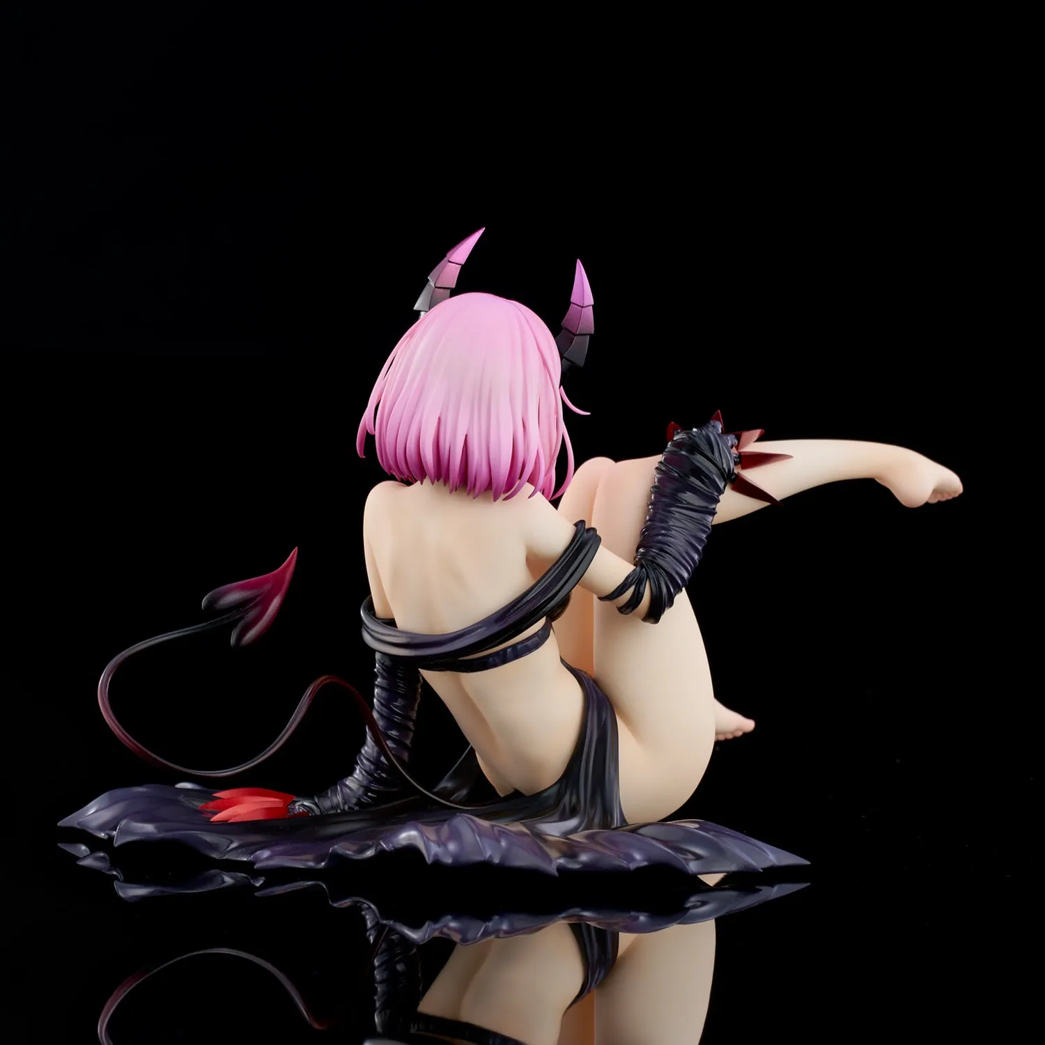 [Pre-order] To Love-Ru Darkness - Momo Belia Deviluke (Darkness Ver.) 1/6 Scale Figure Union Creative