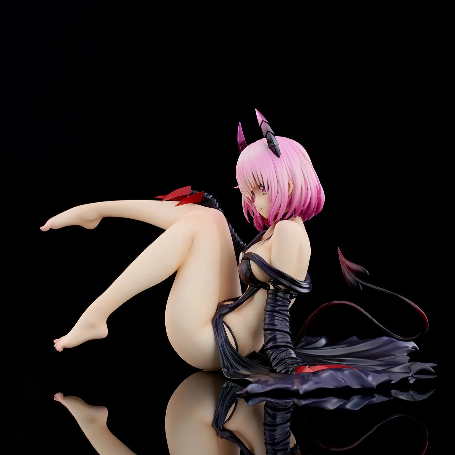 [Pre-order] To Love-Ru Darkness - Momo Belia Deviluke (Darkness Ver.) 1/6 Scale Figure Union Creative