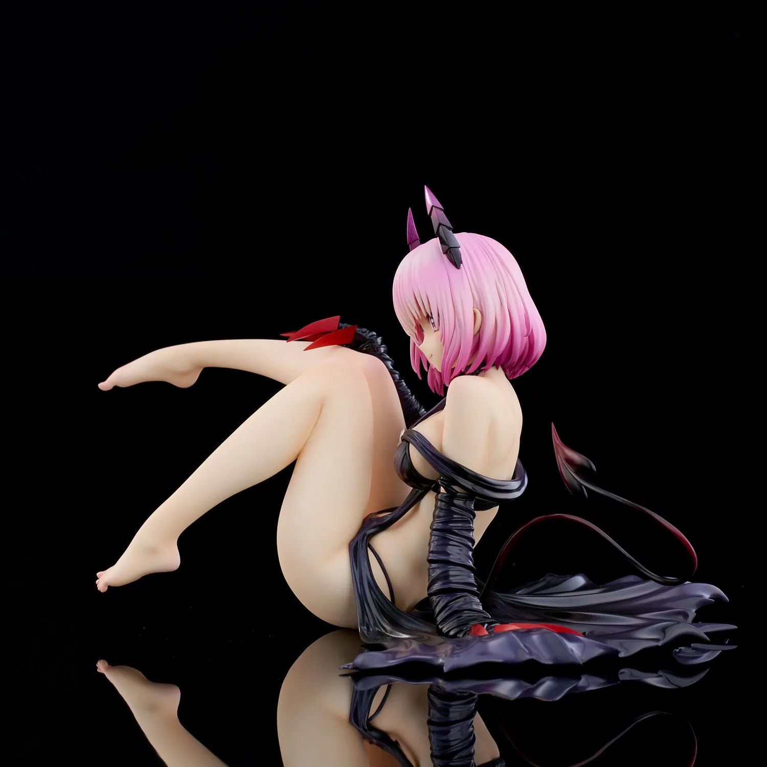 [Pre-order] To Love-Ru Darkness - Momo Belia Deviluke (Darkness Ver.) 1/6 Scale Figure Union Creative