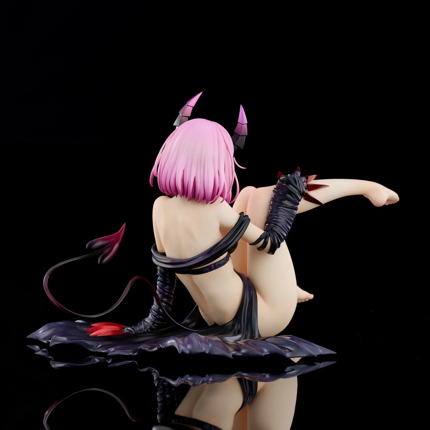 [Pre-order] To Love-Ru Darkness - Momo Belia Deviluke (Darkness Ver.) 1/6 Scale Figure Union Creative