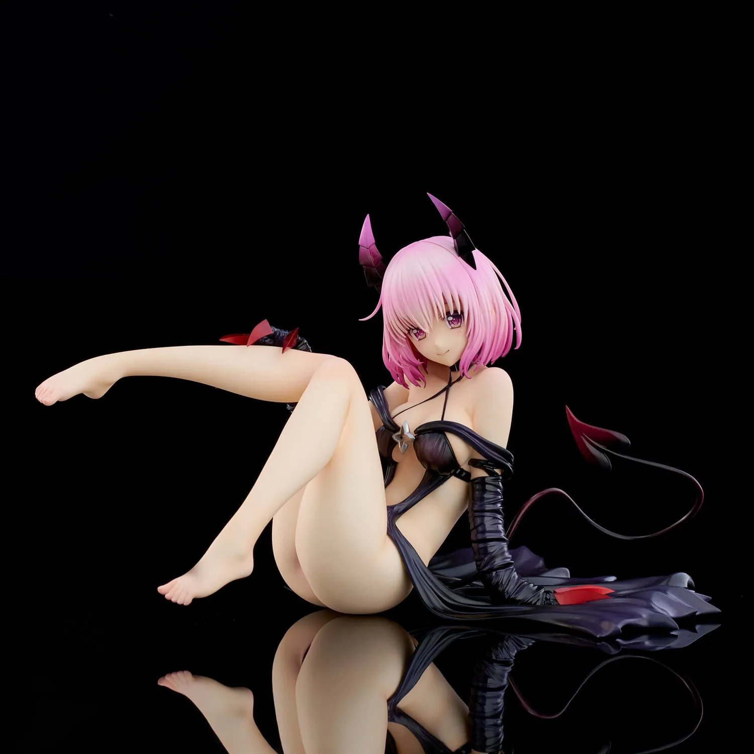 [Pre-order] To Love-Ru Darkness - Momo Belia Deviluke (Darkness Ver.) 1/6 Scale Figure Union Creative