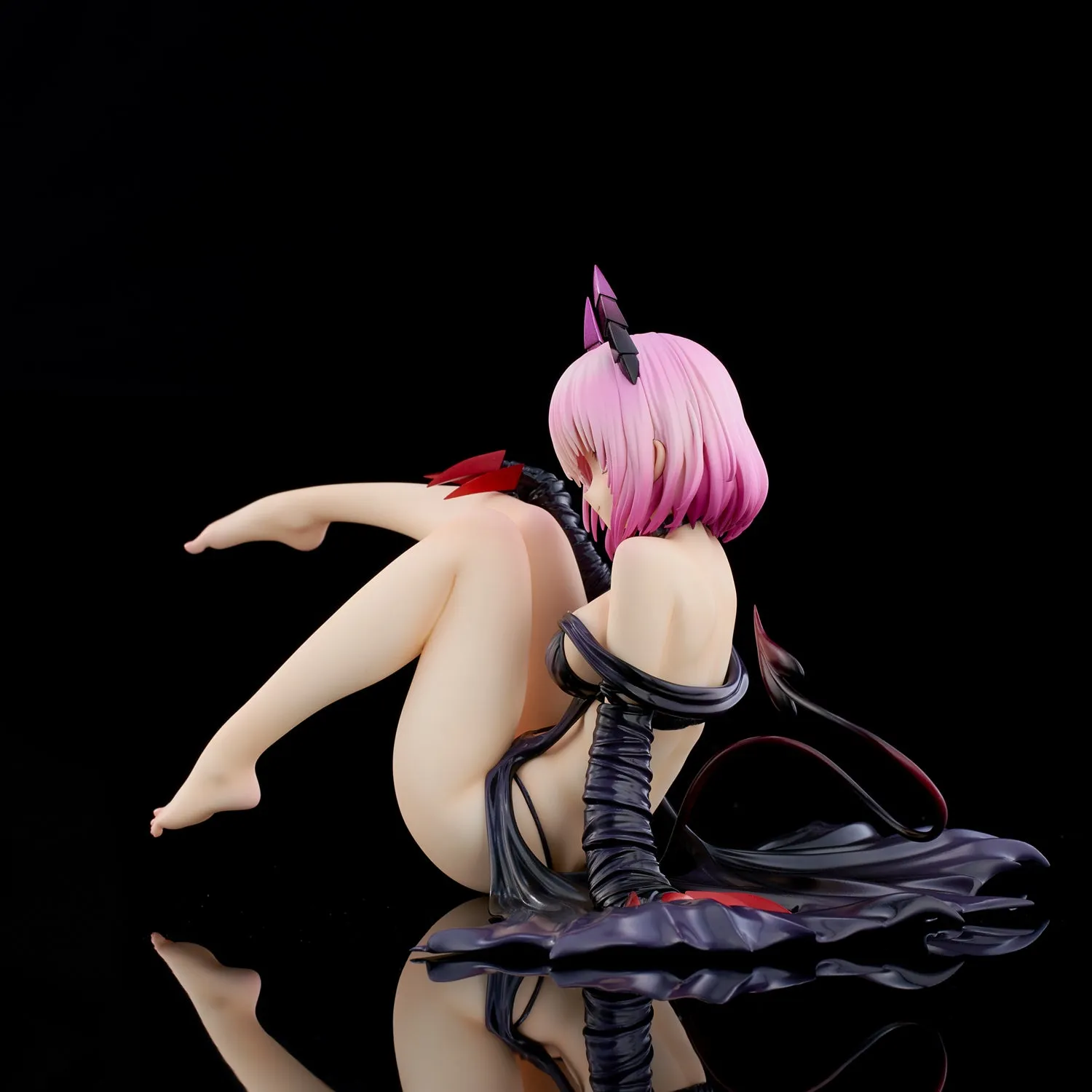 [Pre-order] To Love-Ru Darkness - Momo Belia Deviluke (Darkness Ver.) 1/6 Scale Figure Union Creative