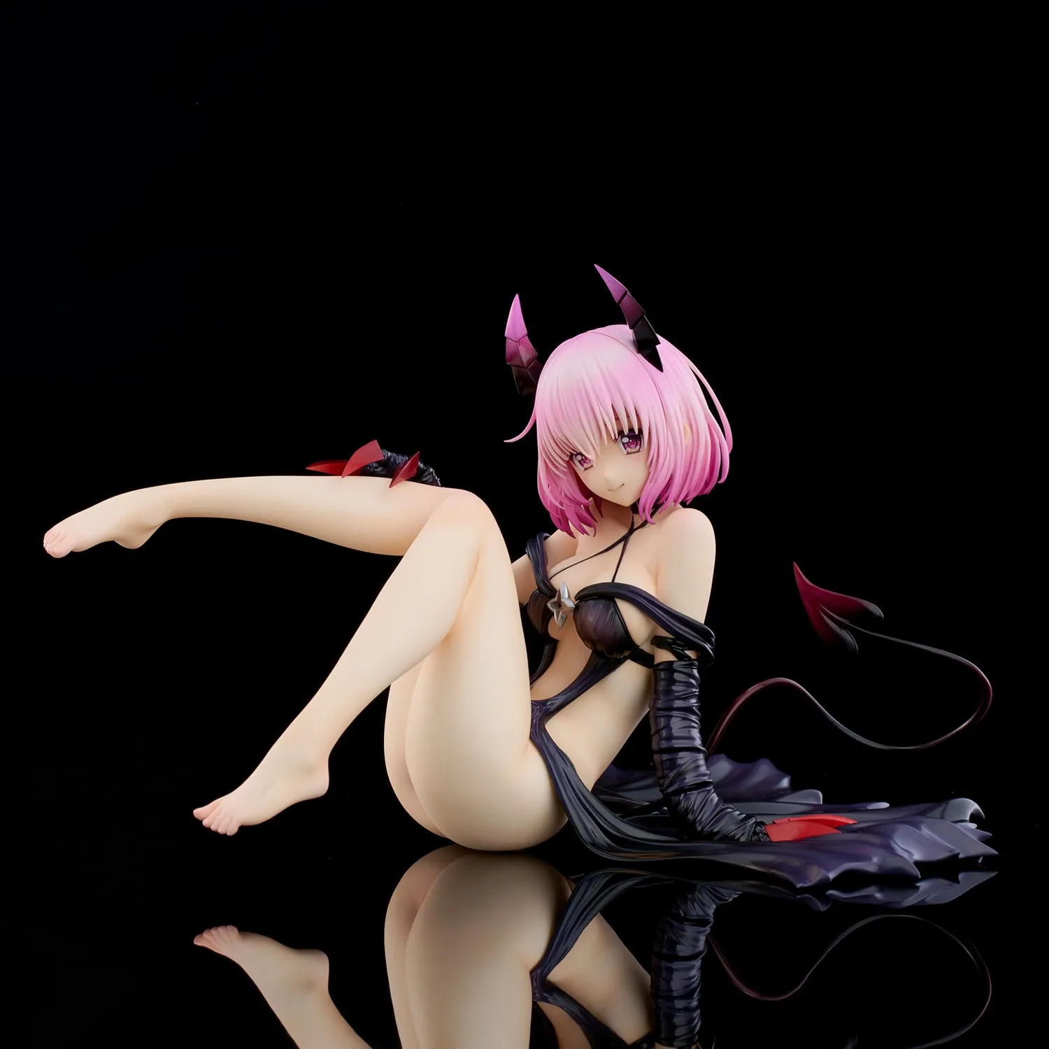 [Pre-order] To Love-Ru Darkness - Momo Belia Deviluke (Darkness Ver.) 1/6 Scale Figure Union Creative