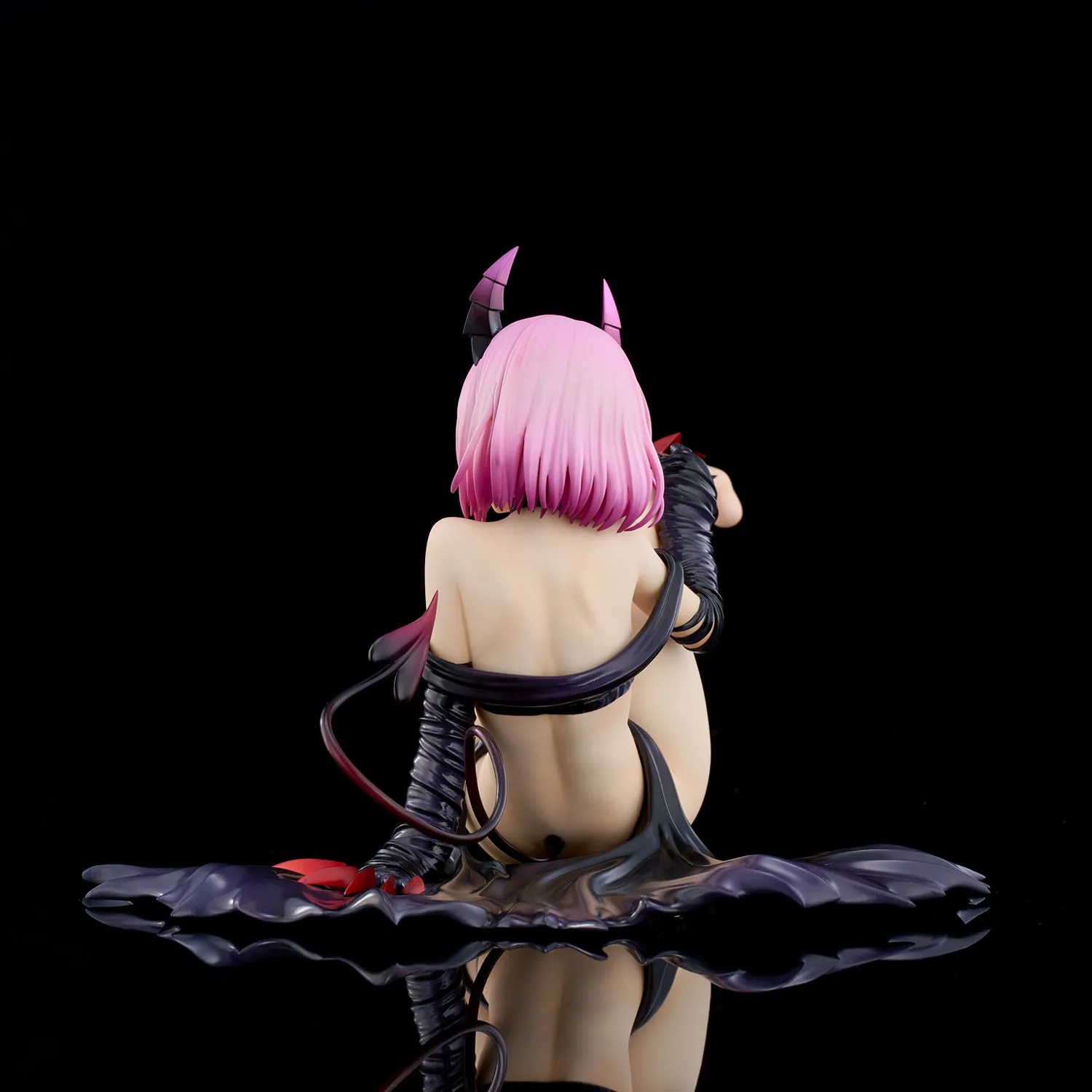 [Pre-order] To Love-Ru Darkness - Momo Belia Deviluke (Darkness Ver.) 1/6 Scale Figure Union Creative
