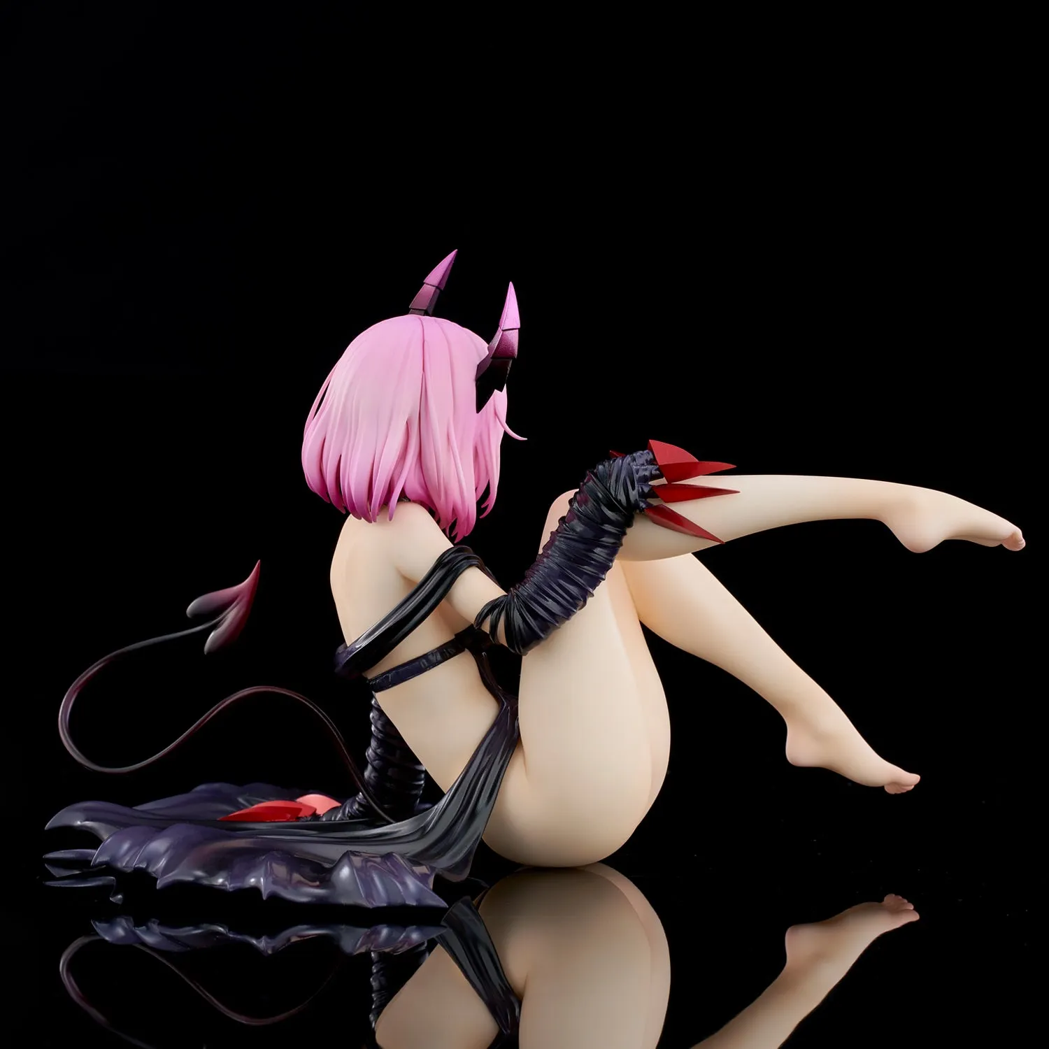 [Pre-order] To Love-Ru Darkness - Momo Belia Deviluke (Darkness Ver.) 1/6 Scale Figure Union Creative