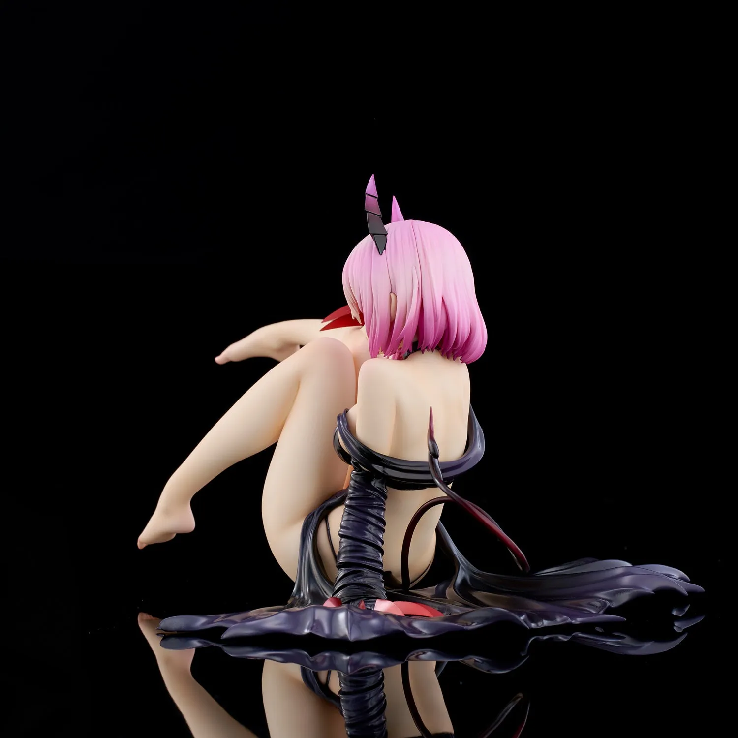 [Pre-order] To Love-Ru Darkness - Momo Belia Deviluke (Darkness Ver.) 1/6 Scale Figure Union Creative